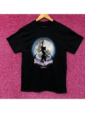 Pretty Guardian Sailor Moon Silhouette Anime T-Shirt Medium